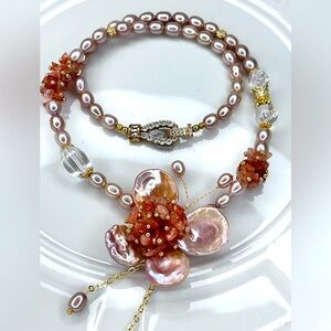 Handmade Premium Freshwater Keshi Pearl Butterfly 🦋 Sunstone Quartz Necklace